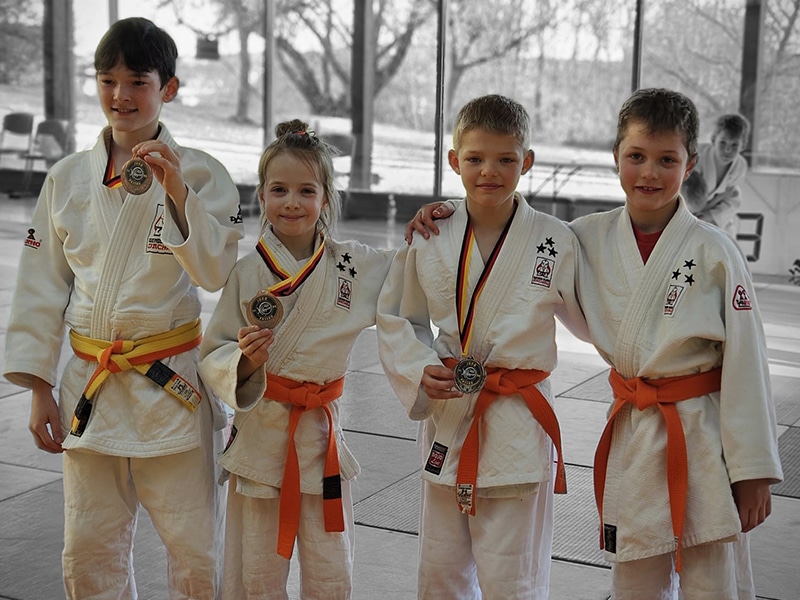 SV Günding e.V. – Judoka sammeln internationale Ostergrüße aus Edelmetall